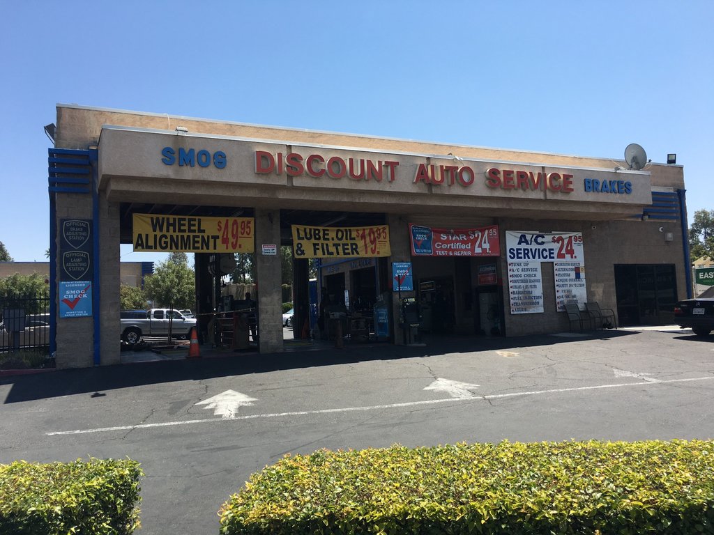 Front of Discount Auto Center on Van Buren Boulevard in Riverside